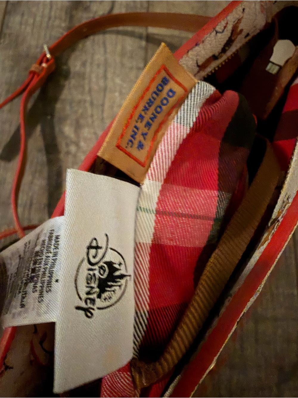 Dooney & Bourke Disney Christmas Santa Tails Holiday Dog Crossbody Plaid - Picture 7 of 14